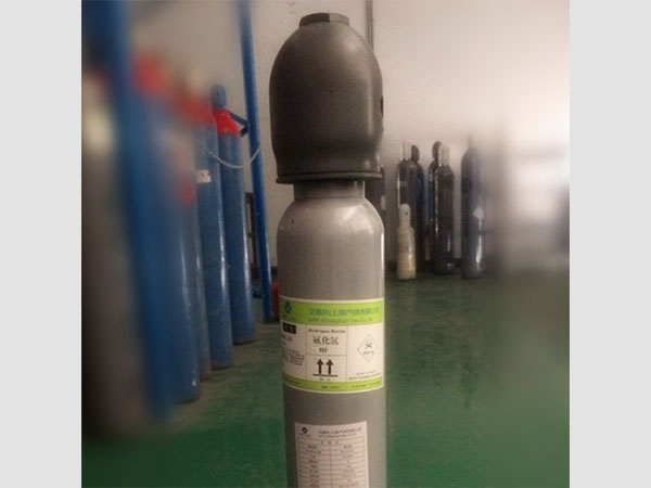 無水氟化氫（HF）